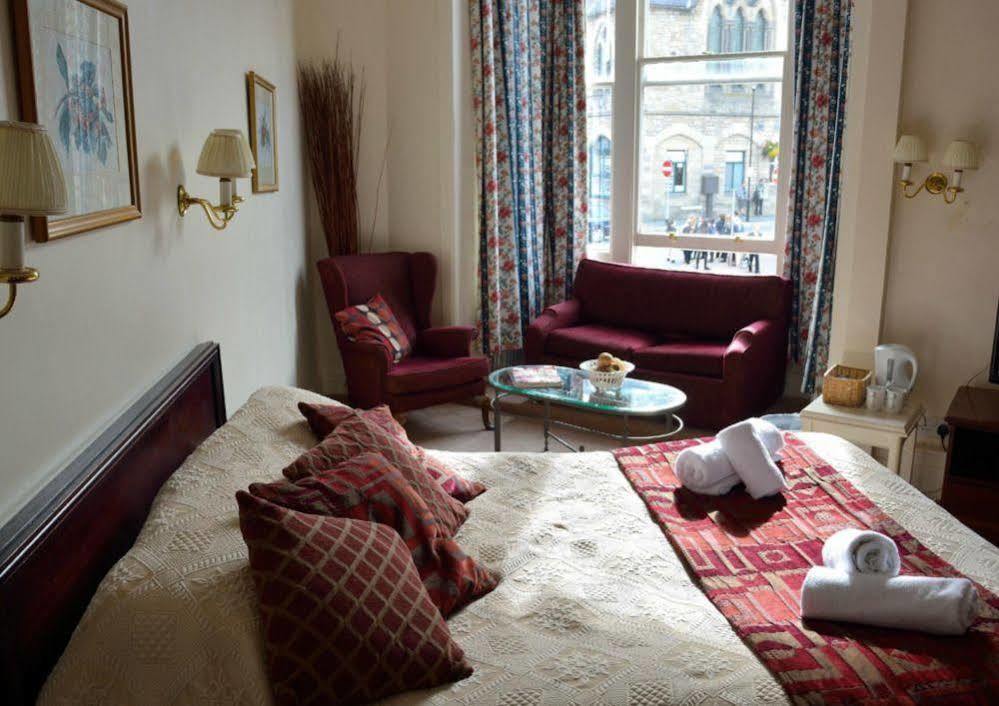 The Royal Hotel Llangollen Esterno foto