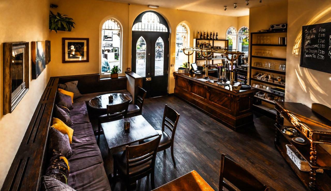 The Royal Hotel Llangollen Esterno foto