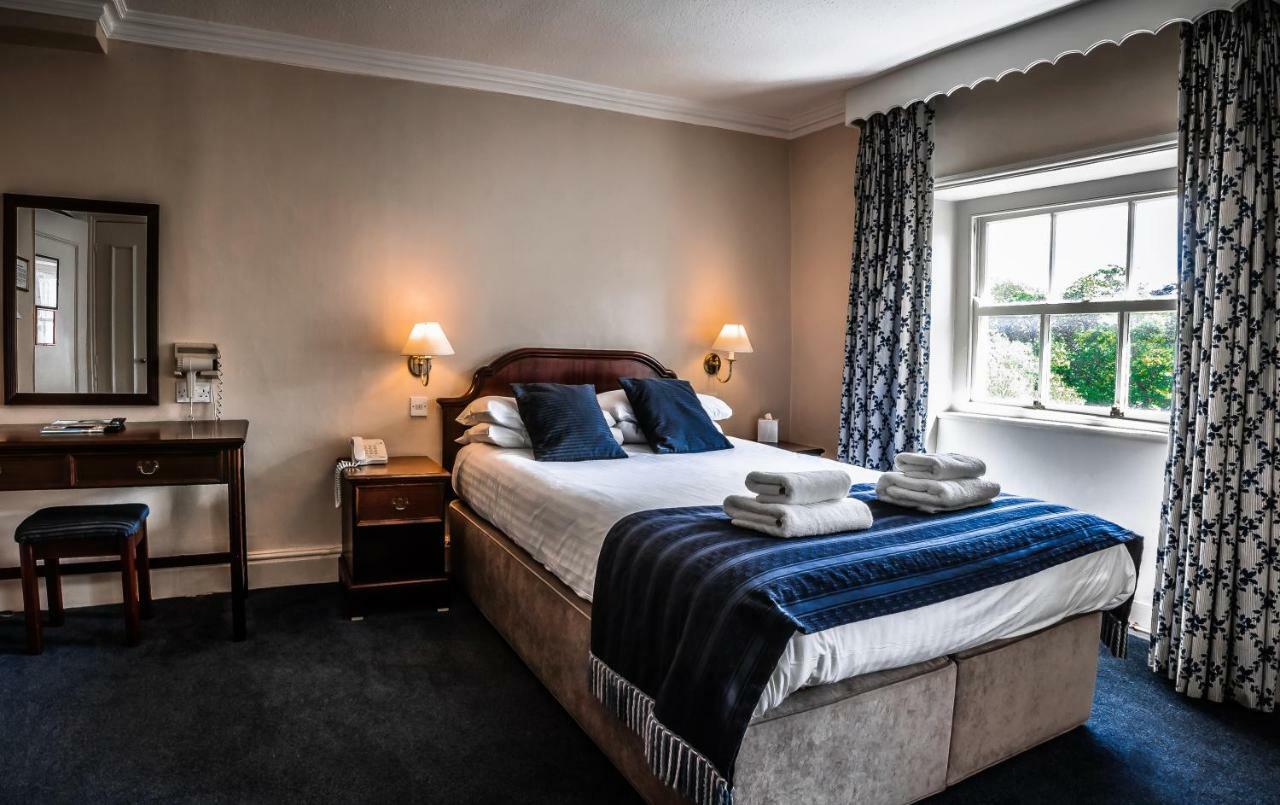 The Royal Hotel Llangollen Esterno foto